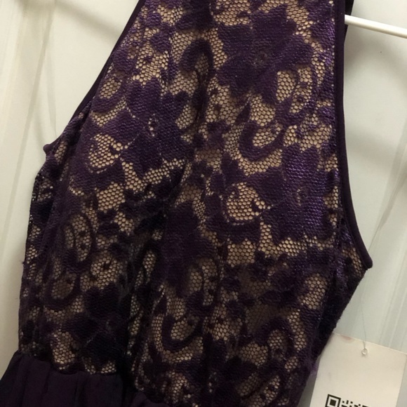 Dress - Picture 3 of 5